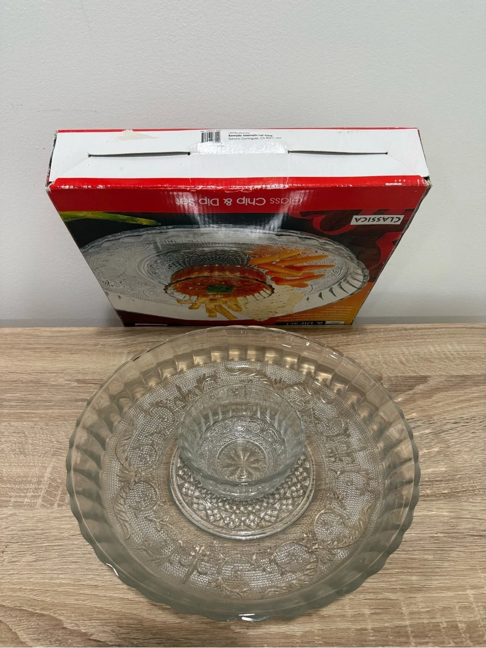 Classica Glass Chip and Dip Set 2 Piece Platter Serving Bowl Party Platter Box